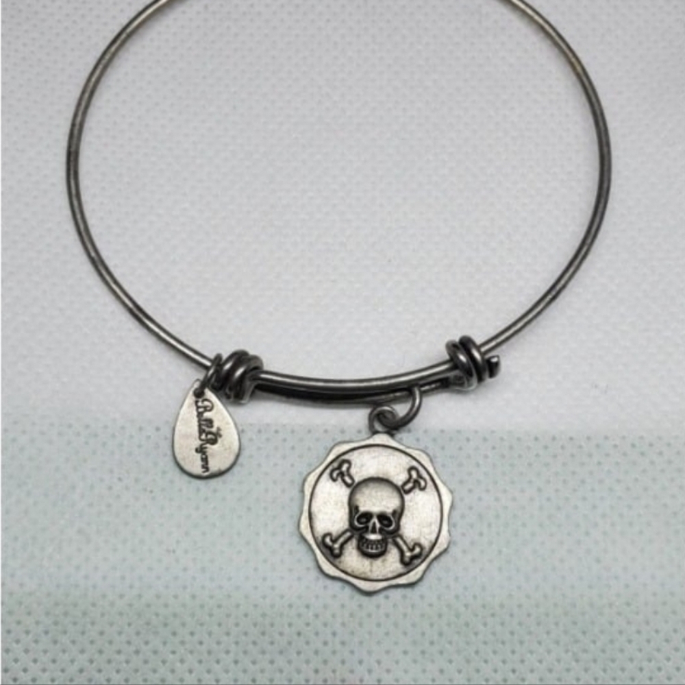 Bella Ryann Skull and Cross Bones Bracelet